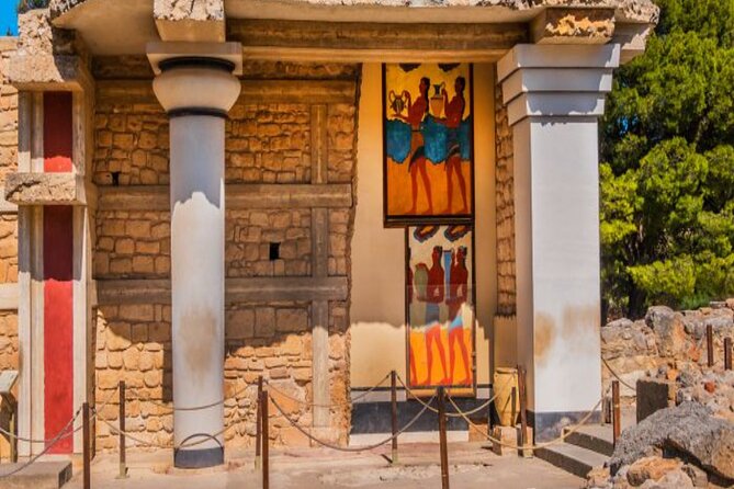 Ecobike-Knossos Palace-Wine tasting-Olive oil tasting - A small-group e-bike day built around tastings