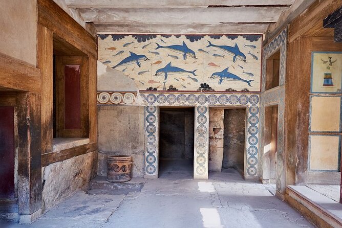 Elounda to Knossos: Culture, Lyrarakis Winery & Ancient Stories - Peteinos Alaniaris lunch: where the food feels like the point