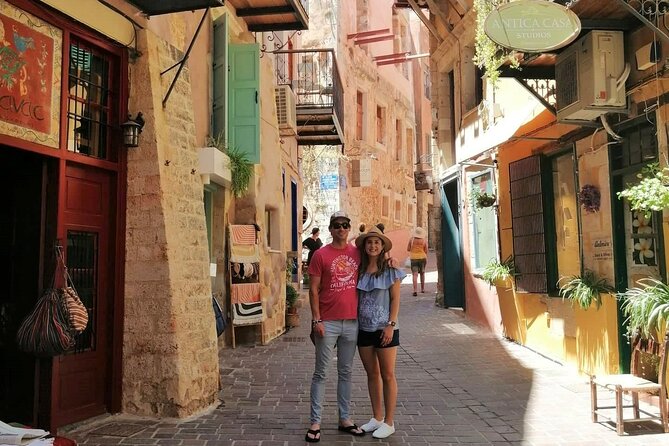 Explore Chania's Old Town through the eyes of a local - Price and pace: the practical trade-offs before you book