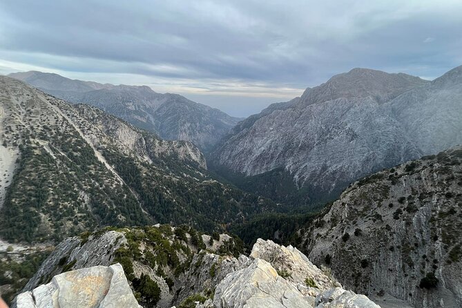 Explore the White Mountains of Crete - Zourva, the Off-Road to 1350 Meters, and the Mitato Shepherd Hut