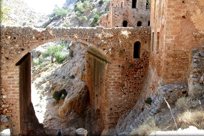 Extraordinary Gems of West Crete - Price and value when it’s up to 2 people