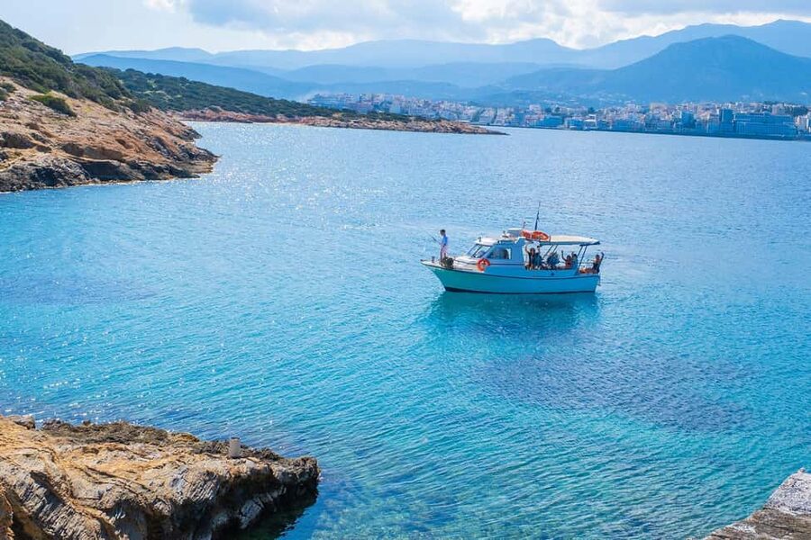 Fishing Trips Agios Nikolaos - The 4-hour rhythm: enough time to fish, relax, and swim