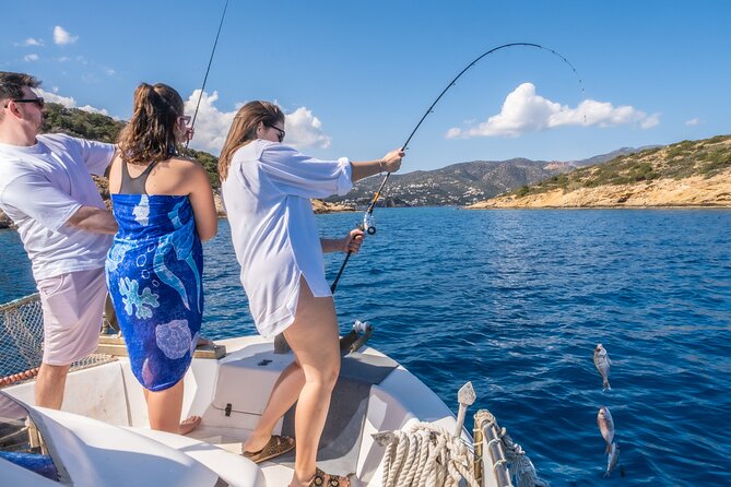 Fishing Trips with Sightseeing at Agios Nikolaos - Mirabello Bay fishing time: the boat ride is part of the strategy