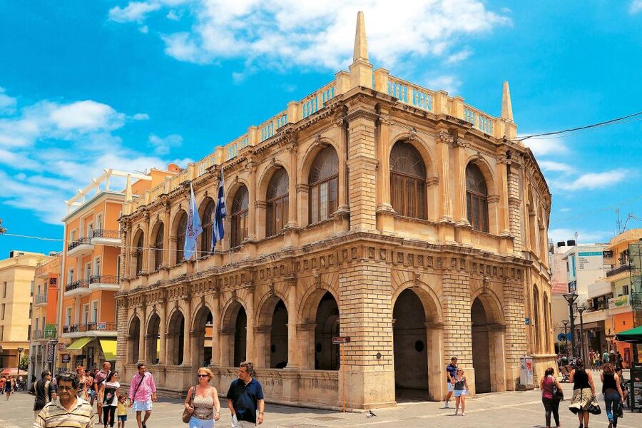 Food Tour in Heraklion – Discover Cretan Flavors - Basilica and Plaza Views: Agios Markos and the Venetian Loggia