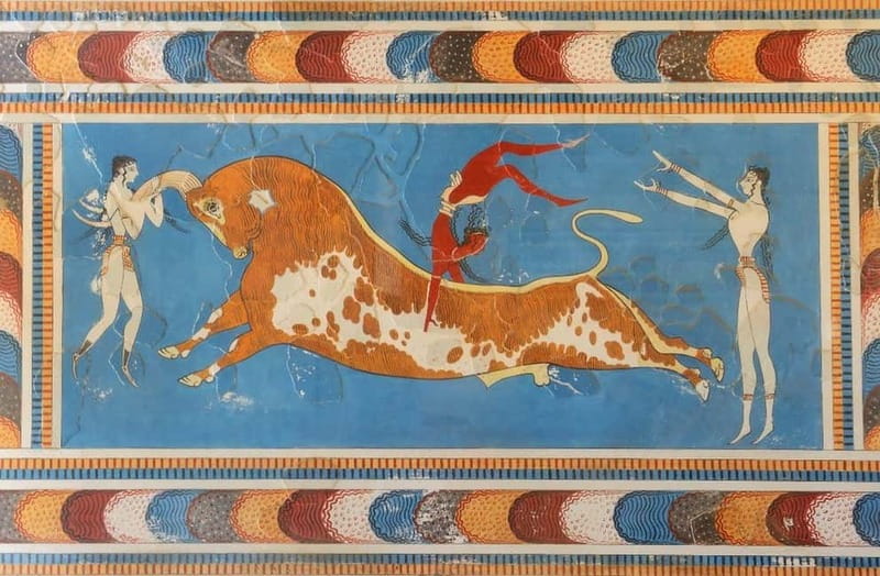 From Chania & Rethymno: Knossos Palace & Heraklion City Tour - Heraklion City Time: Markets, Harbor Views, and Museum Option