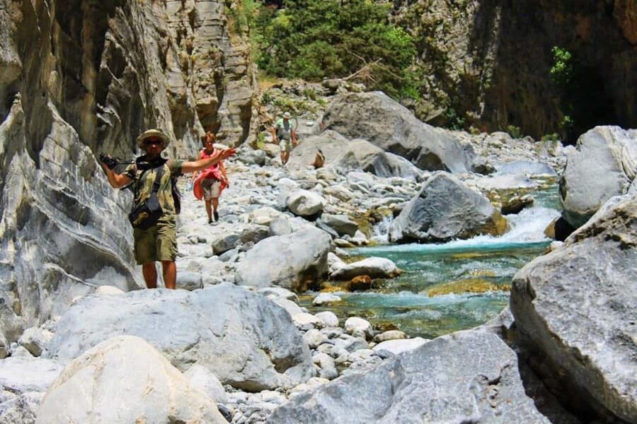 From Chania: Samaria Gorge Full-Day Guided Hiking Tour - Entering Samaria Gorge From Chania, Step by Step