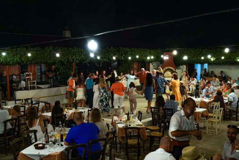 From Heraklion: Cretan Village Dinner with Music & Dancers - Dinner at Kato Karouzanos Restaurant: The Meal Portion That Matters