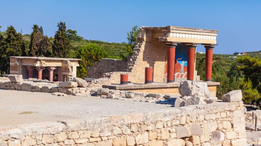 From Heraklion: Historical Center City Tour & Knossos Palace - Old market free time: the part you should plan for