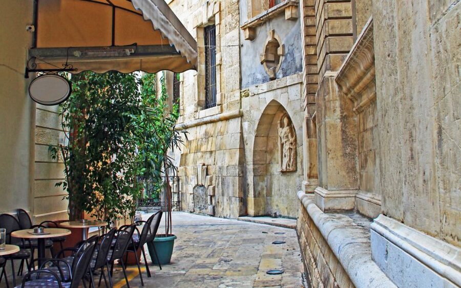 From Heraklion: Knossos Palace Guided Tour & Heraklion City - Price and value, including the 20€ Knossos ticket