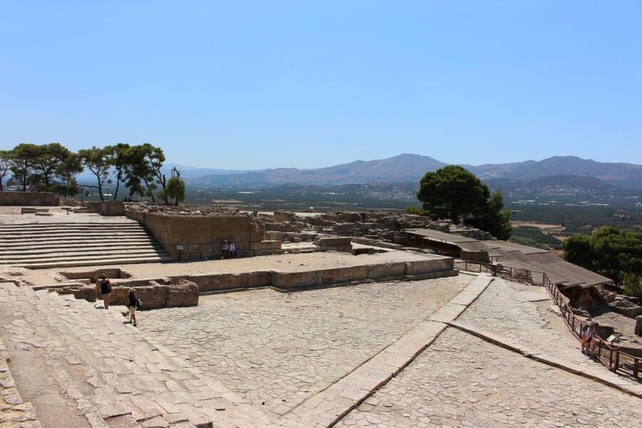 From Heraklion: South Crete Festos and Matala - Panorama Break: Ida Mountains and Lassithi Massif Views