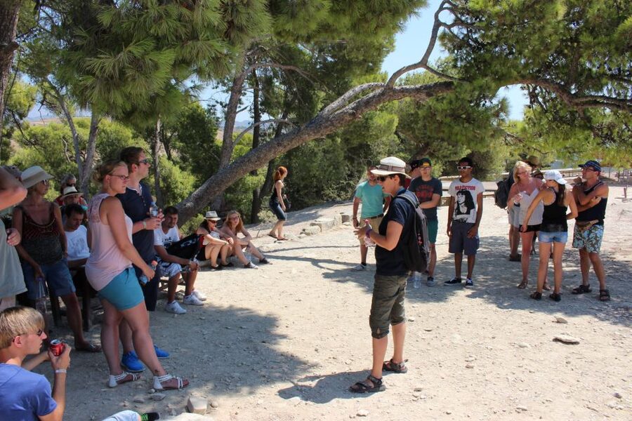 From Heraklion: South Crete Festos and Matala - Getting Going: Hotel Pickup and the Scenic Messara Ride