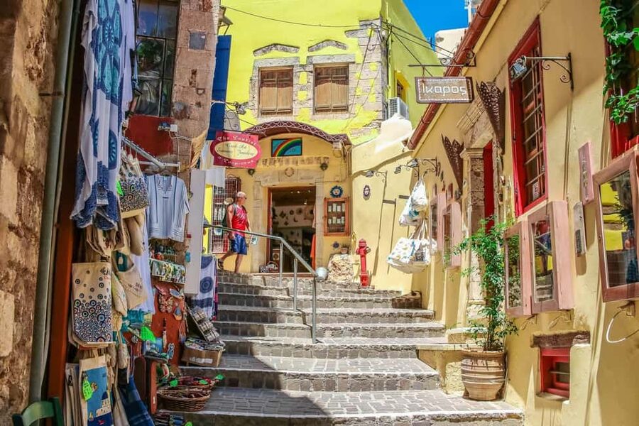 From Rethymno: Chania Roundtrip Transfer with Free Time - Old Town Alleys: Venetian And Ottoman Streets For Real Walking