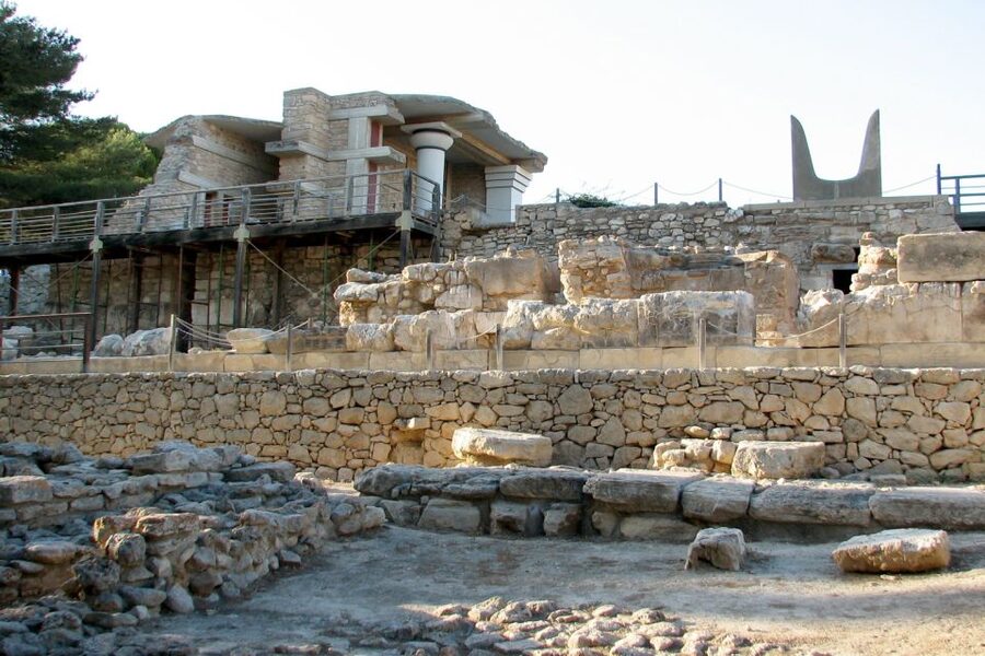From Rethymno: Knossos Palace and Heraklion Guided Tour - Who should book this Knossos and Heraklion day trip