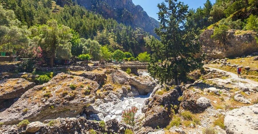 From Rethymno: Samaria gorge with Professional Hiking Guide - A 6:00 AM start from Chania that actually makes sense