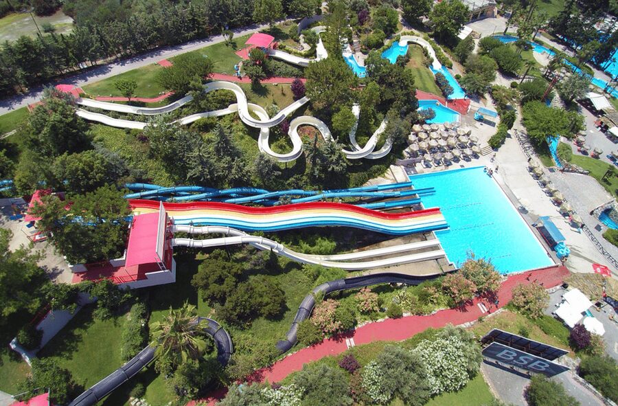 From Rethymno: Waterpark Day with Bus Transfer & Guide - Lunch, Photos, and Small Shops to Patch Up the Day