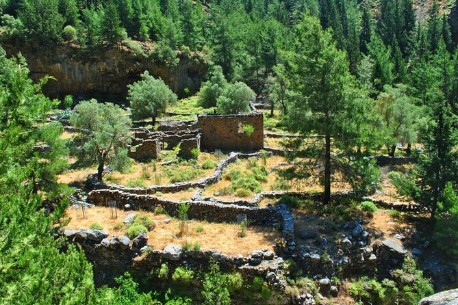 Full Day Hiking at Samaria Gorge&Agia Rumeli Beach from Heraklion - Agia Roumeli: beach time that can feel short, and why you should plan meals