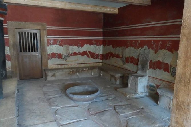 Full-Day Knossos and Heraklion Tour from Chania and Rethymno - Price and Logistics: Why the Day Feels Long