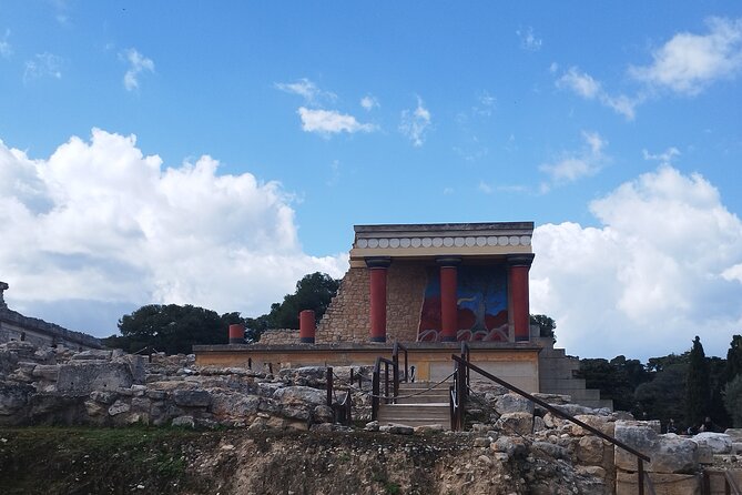 Full Day Knossos Palace, Olive Tour Mill, Lyrarakis Winery Tour - A Private Day Linking Minoan Ruins With Cretan Food and Wine