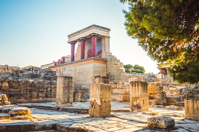 Full Day Knossos Palace Zeus Cave Lassithi Plateau from Elounda - Krasi: a quick Cretan village reset with Lion’s Fountain