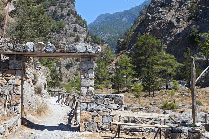 Full Day Samaria Gorge 10-Mile Walking Tour - The boat back to Chora Sfakion and why the schedule feels tight