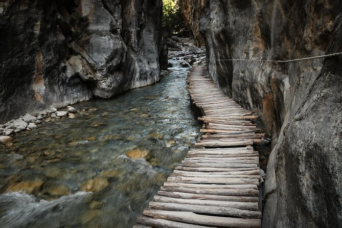 Full-Day Samaria Gorge Private Hiking Tour - Starting at 6:00 AM from Xyloskalo Café in Omalos