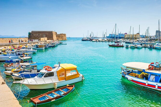 Full-Day Tour Knossos and Heraklion From Chania - From Chania to Knossos: the early start that sets the tone