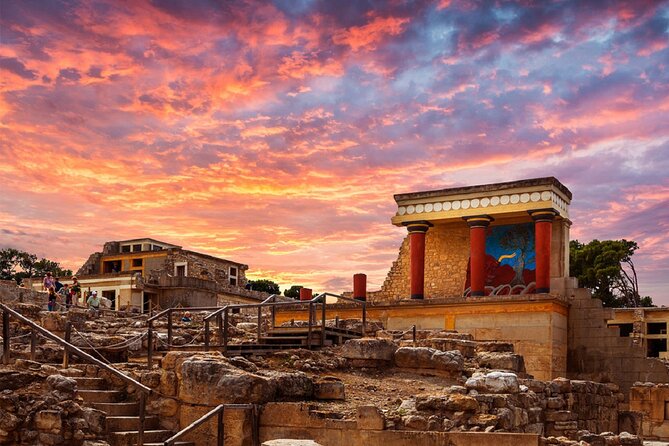 Full-Day Tour Knossos and Heraklion From Chania - Guided Knossos Palace: what you really get in 1 hour 20
