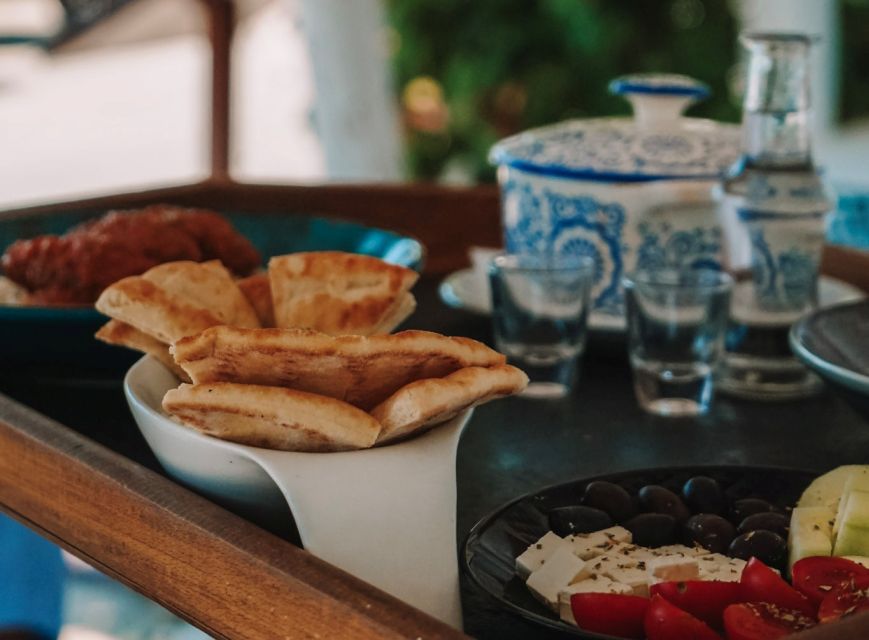Greek food tasting experience - The five taste experiences, built from Cretan and Greek staples