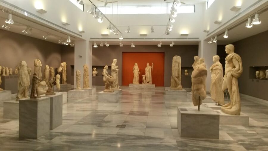 Heraklion: Archaeological Museum Ticket with City Audio Tour - Key Points to Know Before You Go