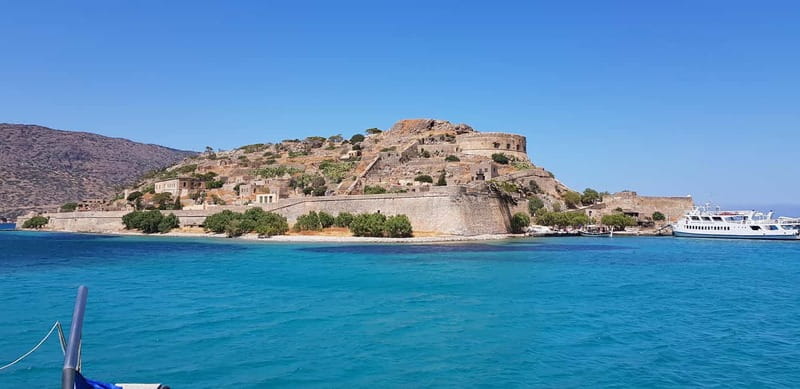 Heraklion Areas : Elounda Boat Trip -The Authentic - Skistra beach and the Akra Vangi timing: your quieter water break