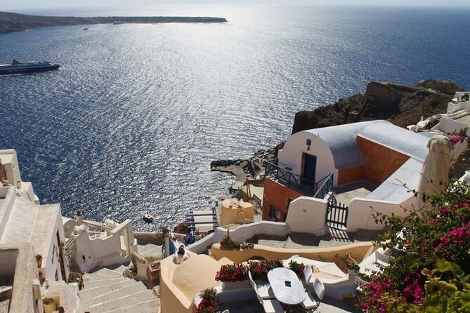Heraklion: Day Trip to Santorini by Boat with Oia & Fira - Food, Drinks, and the €20 Volcano Boat Choice
