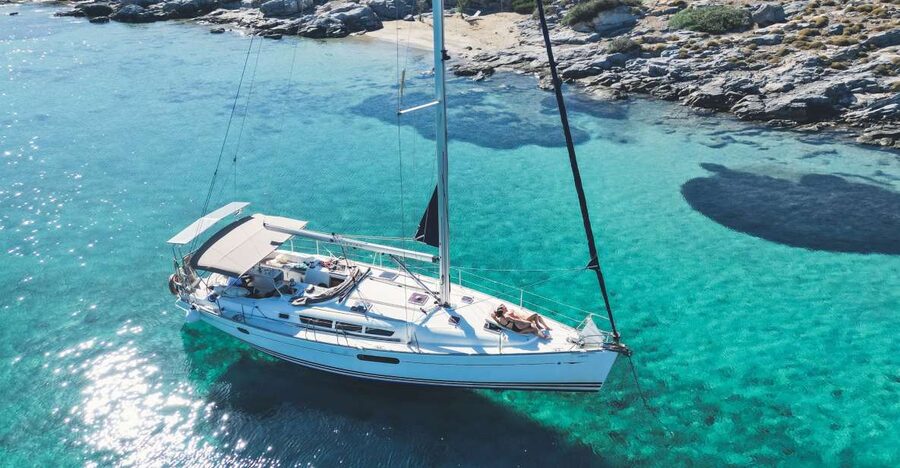 Heraklion: Dia Island Private Sailing Cruise with Full Meal - Sailing out of Heraklion: the Koules fortress start you can feel