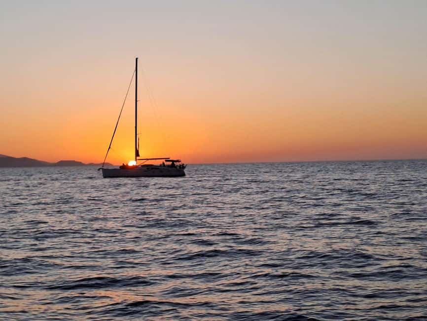Heraklion: Dia Island Sailing Trip with Lunch - Lunch on board: Greek salad, seafood pasta, and dietary options