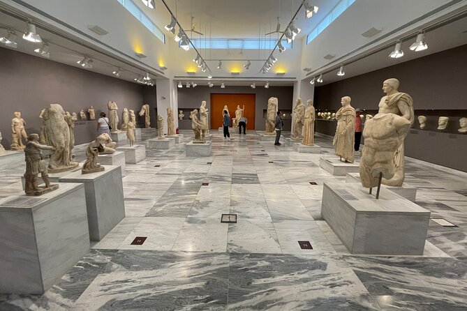Heraklion Highlights: Knossos, Museum & Historic City Drive - Rocca a Mare and the Harbor Walk: Venetian Sea-Breeze Reset