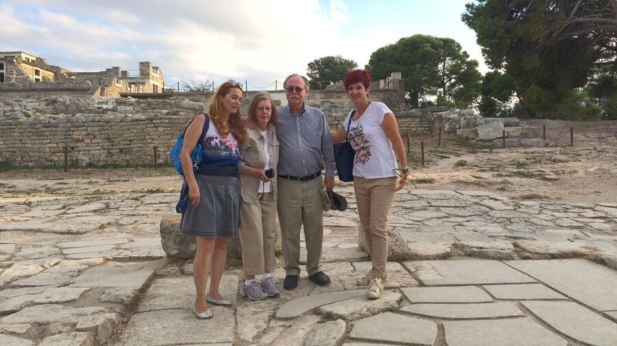 Heraklion: Knossos Private Guided Tour & Skip-the-Line Entry - Price and what you actually get for $206 per person