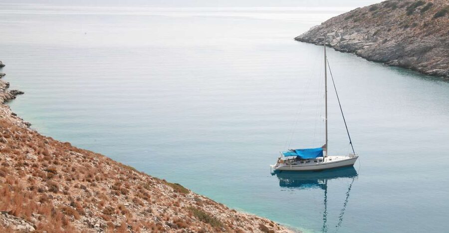 Heraklion: Nature Reserve Dia Island Full-Day Cruise & Lunch - Stop 1, Agrilia Bay: where the day starts smelling like wild oregano