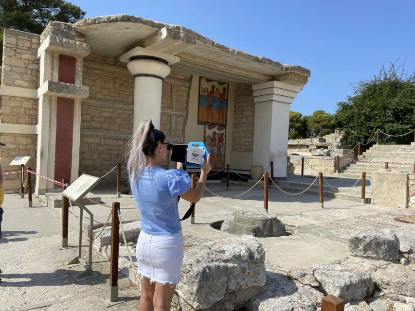 Heraklion: Palace of Knossos 3D Virtual Audio Tour by Tablet - The path on-site: what makes the walk feel efficient