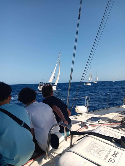 Heraklion: Sailing Cruise to Dia Island with Drinks and Meal - Onboard meal and drinks: what’s actually included