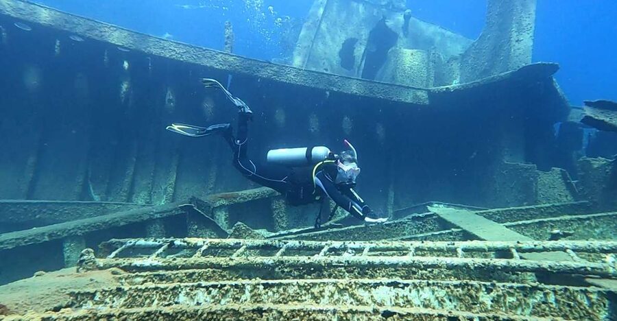 Heraklion: Scuba Diving trip for certified divers - What the included equipment and safety setup really gives you