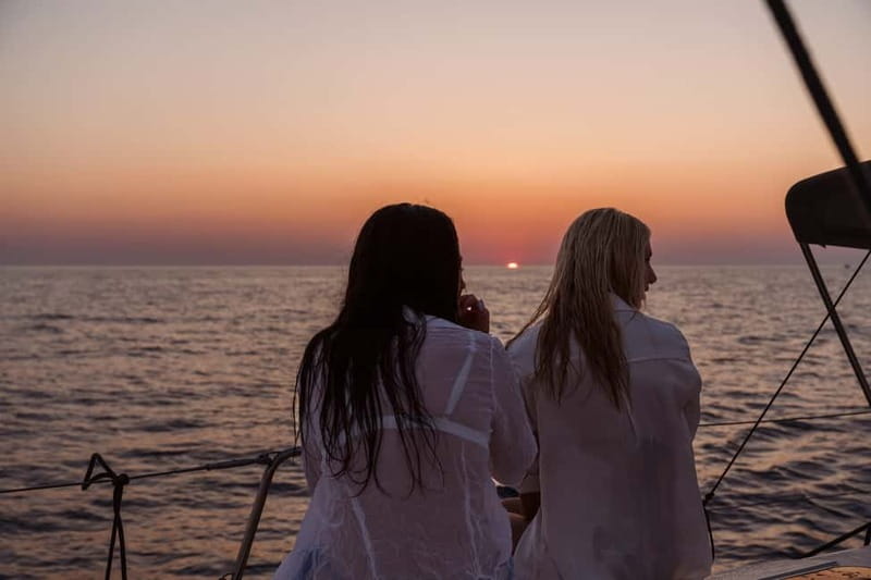 Heraklion: Sunset Sailing Cruise Dia Island with Snorkeling - Food and Drinks on Board: What’s Included and Why It Matters