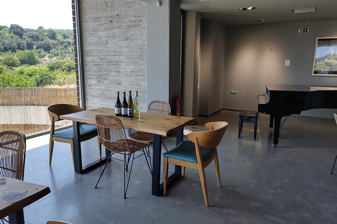 Heraklion SUV Private Guided Wine Tour with Lunch - Lunch with Wine Pairings: What You’ll Eat and How It Works