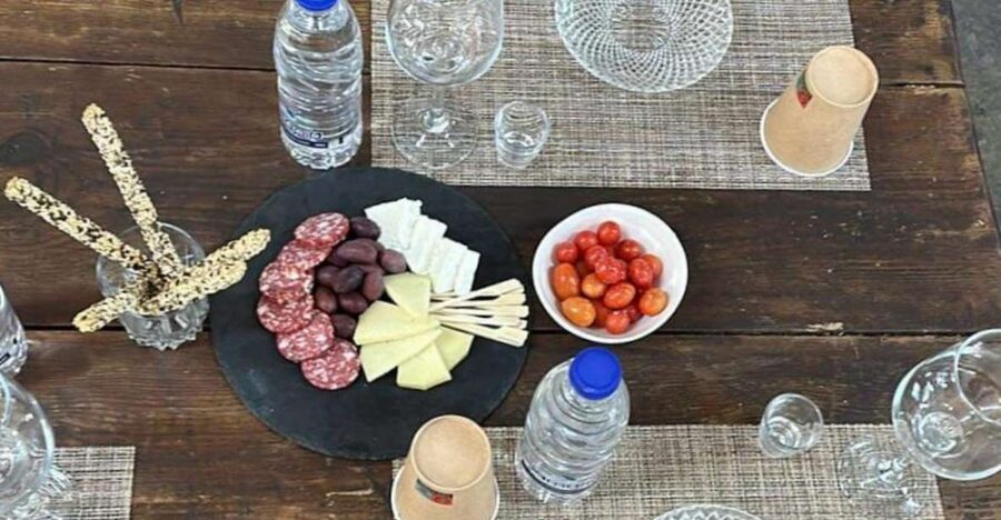 Heraklion: Walking city tour & Wine tasting - Georgiadis Park: Your Easy Start and First Views