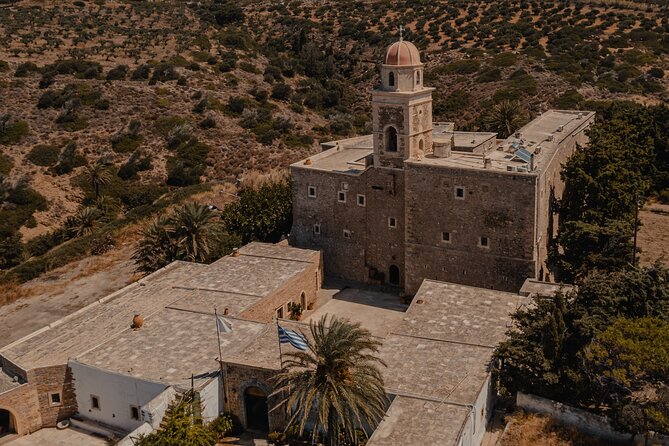 Ierapetra-Makrigialos: Vai Palm Beach, Moni Toplou & Sitia Tour - Vai Palm Beach: crystal sea time with a crowd reality check