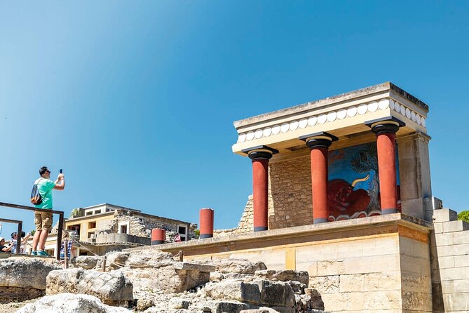 Knossos Palace and Heraklion Guided Tour with Transport - Key points worth knowing