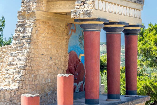 Knossos Palace and Heraklion Guided Tour with Transport - Entering the Palace of Knossos With Local Myth and Real Stone
