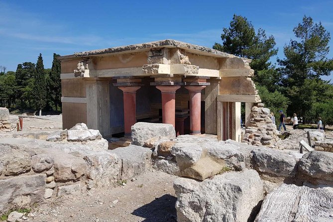 Knossos Palace and Pottery experience (Luxury Adventure) - Thrapsano pottery village: traditional craft with a 5-euro reality check