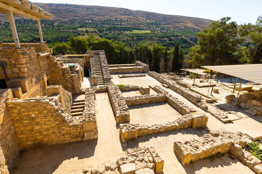 Knossos Palace: E-ticket with Audio and Heraklion City Tour - Entering Knossos Palace: Your Self-Guided Starting Point