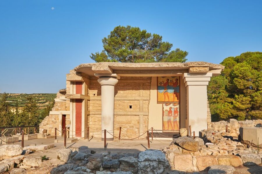Knossos Palace: E-ticket with Audio and Heraklion City Tour - Heraklion Audio Tour: Koules to Jesus Gates Without a Live Guide