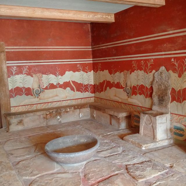 Knossos Palace Guided Walking Tour (Without Tickets) - Hear the Guide Clearly: Headsets and Small Groups