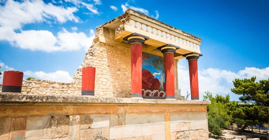 Knossos Palace & Heraklion Full-Day Tour from Rethymno Areas - Heraklion Archaeological Museum: the artifacts that make Knossos understandable